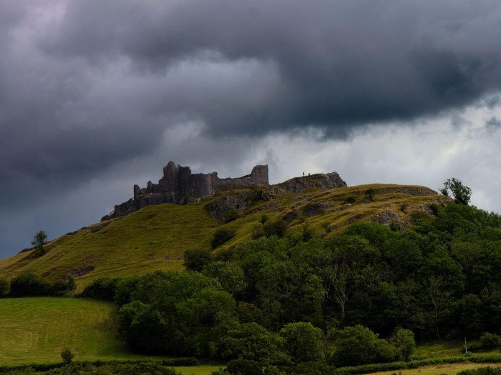 Carreg Cennen Castle, Llandeilo